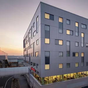 Hampton By Hilton London Gatwick Airport Hotell